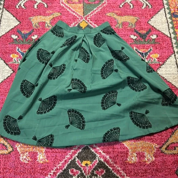 Fan skirt by ModCloth - size M - Picture 2 of 5